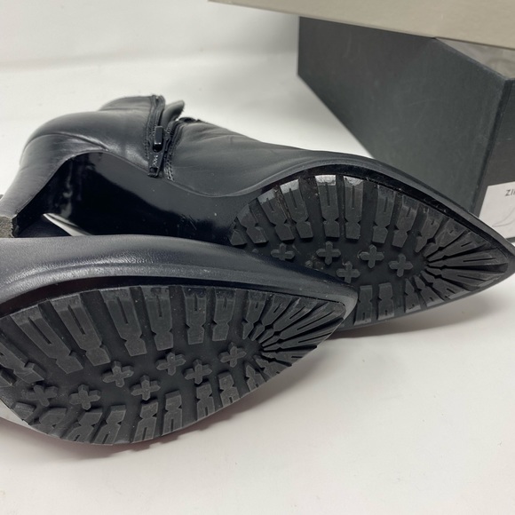 Zinda booties size 36 - Picture 2 of 5